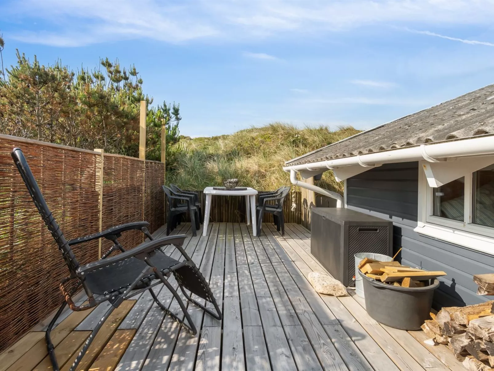 "Wulfhard" - 400m from the sea-Draußen