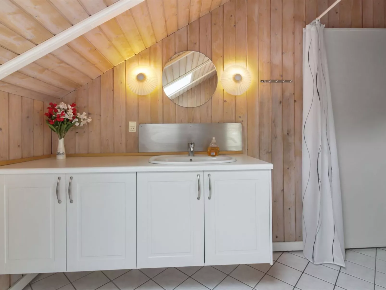 "Pirkka" - 50m to the fjord-Inside