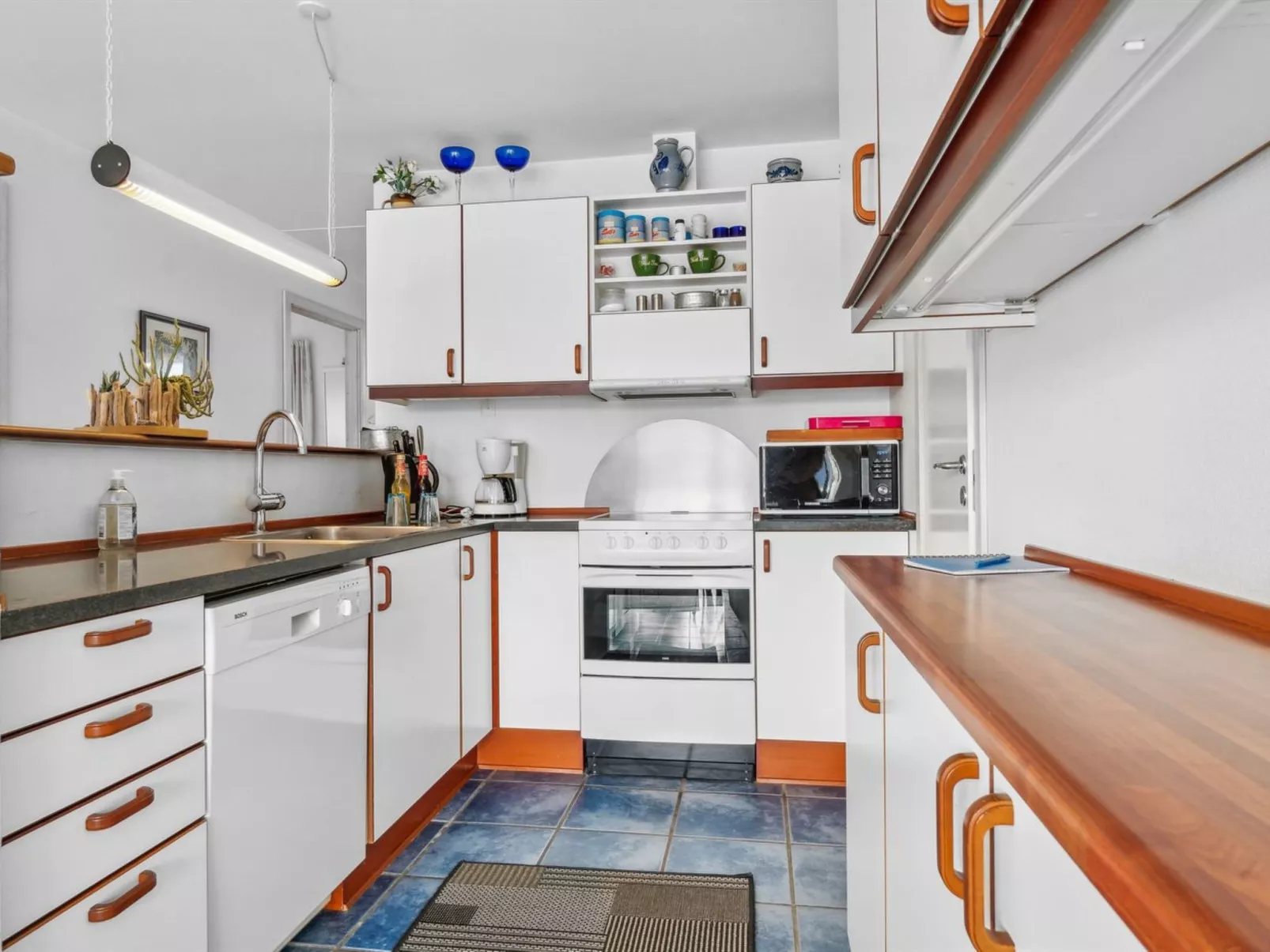 "Frigg" - 10m from the sea-Dedans