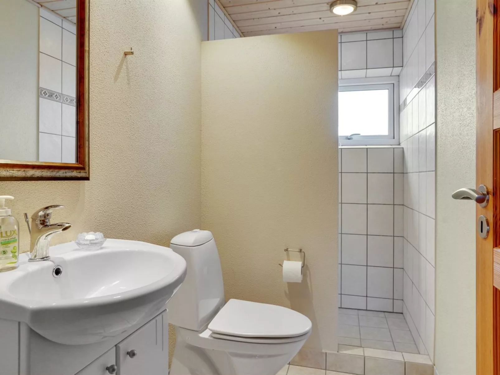 "Ambrosius" - 75m from the sea-Drinnen