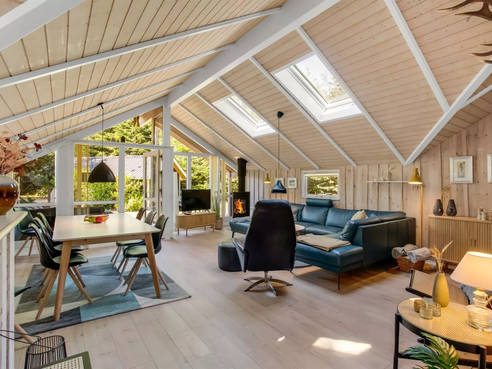 "Anastaja" - 12km from the sea-Drinnen