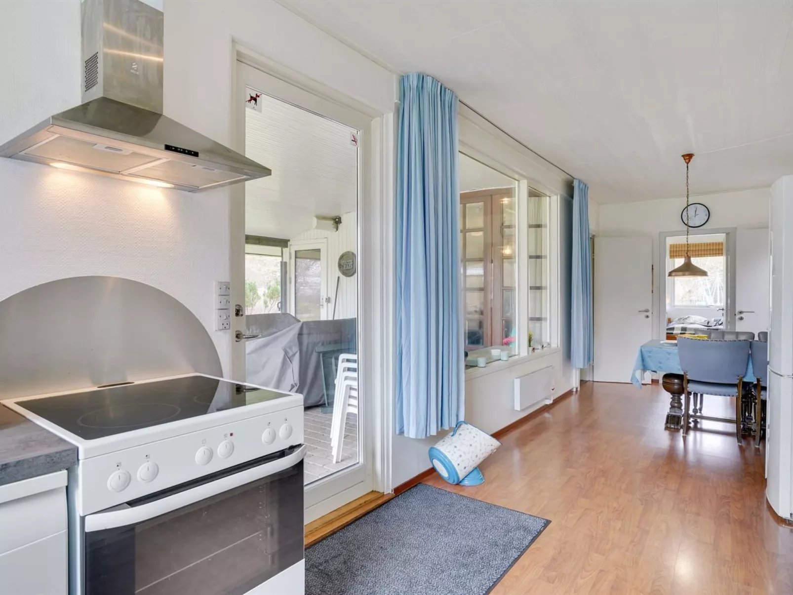 "Simon" - 225m from the sea-Drinnen