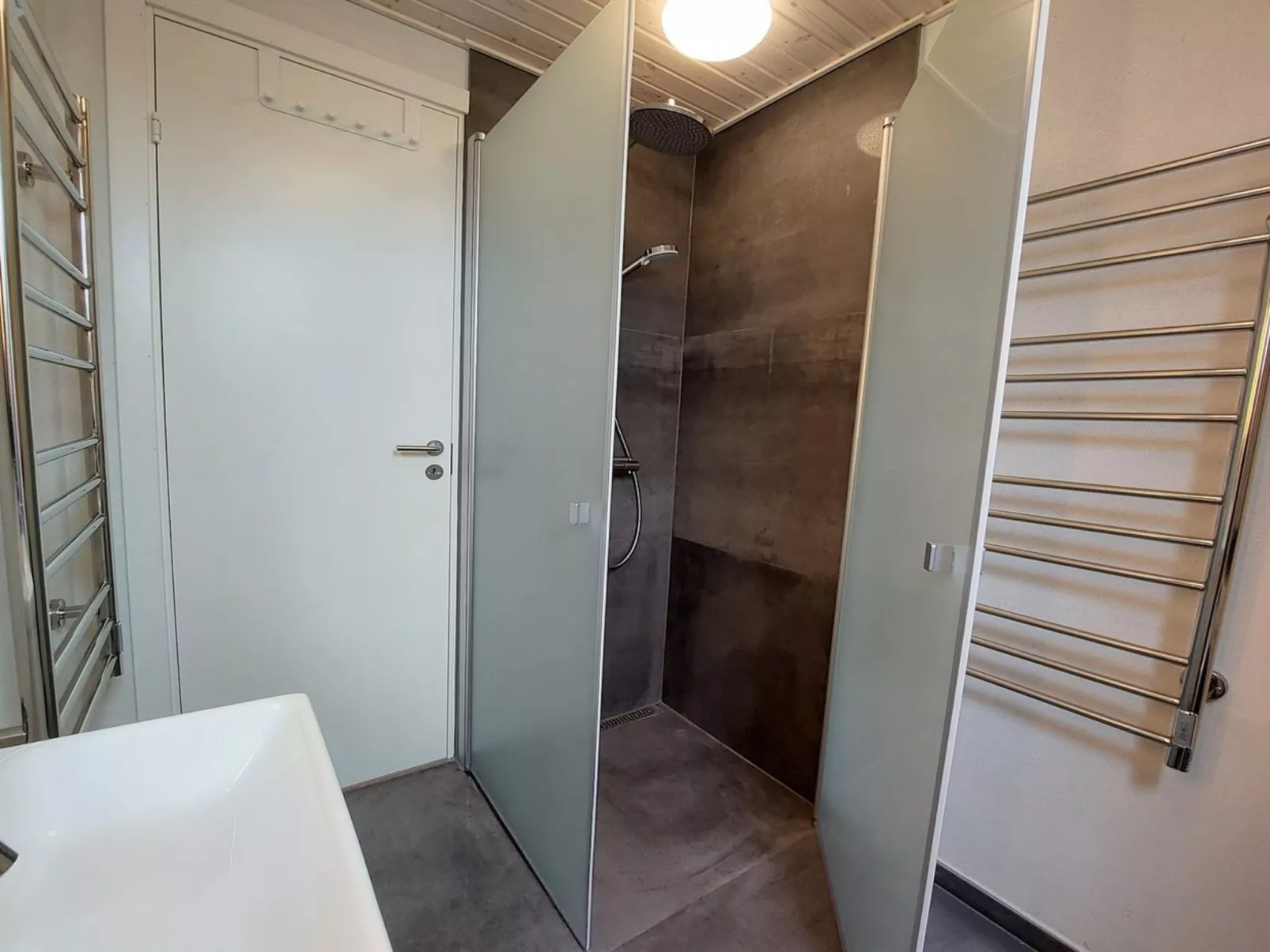 "Armelle" -  from the sea-Dedans