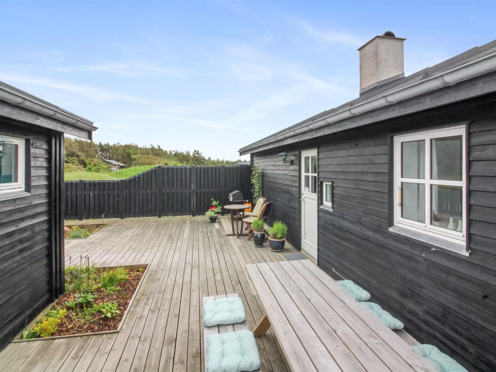 "Soria" - 300m from the sea-Outside