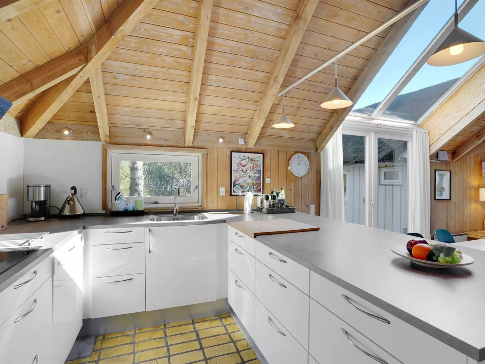 "Waldar" - 900m from the sea-Inside