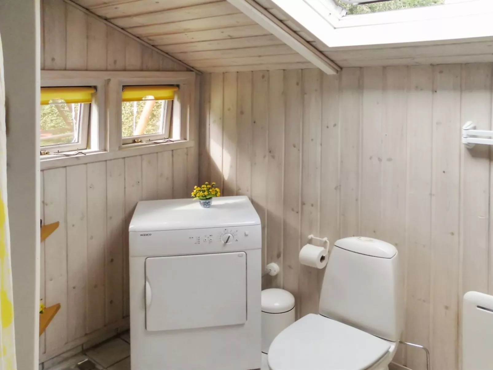 "Sporgh" - 100m from the sea-Dedans