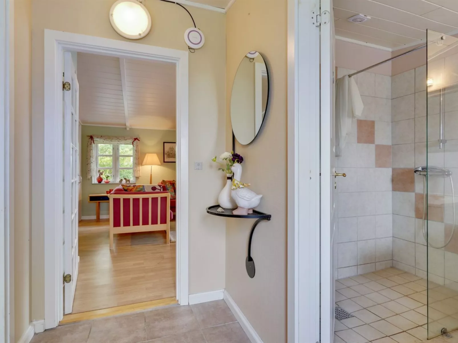 "Landeline" - 200m to the fjord-Dedans