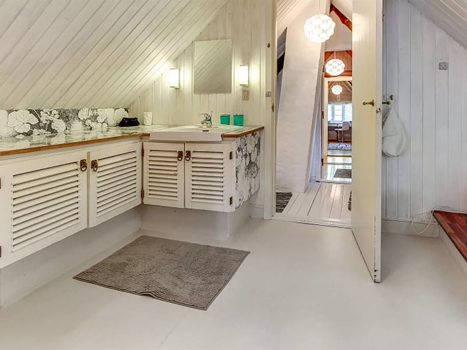 "Nyyrikki" - 100m from the sea-Dedans