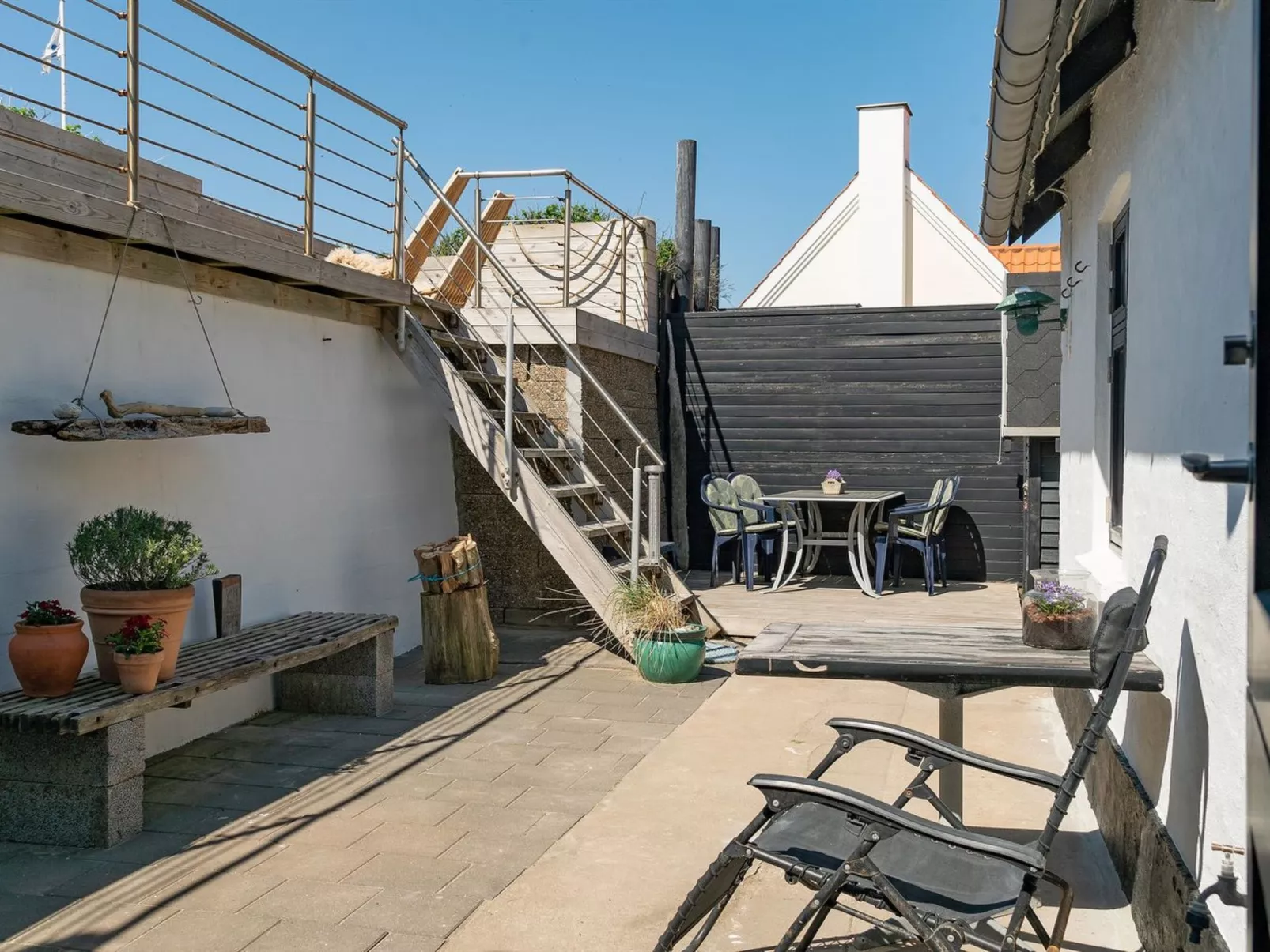 "Alberta" - 50m from the sea-Draußen