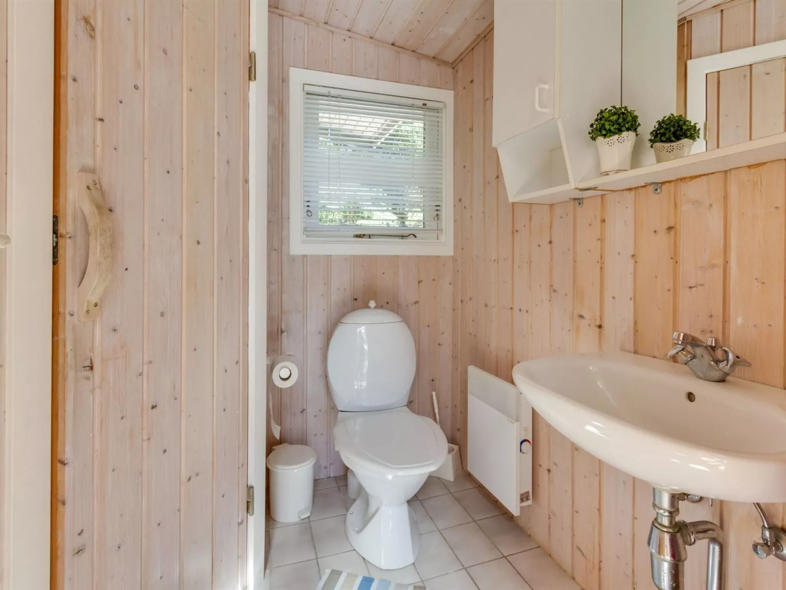 "Hwelp" - 200m from the sea-Dedans