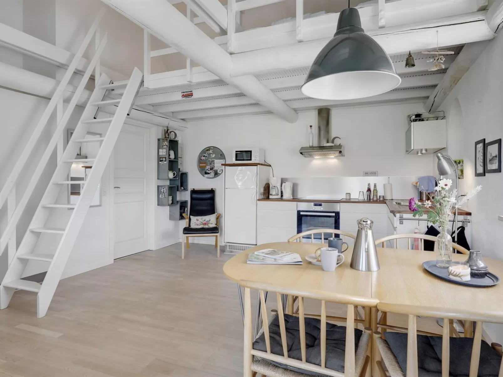 "Antine" - 6km from the sea-Drinnen