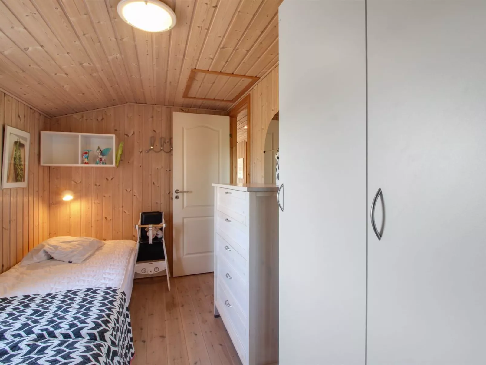 "Shaya" - 500m from the sea-Inside