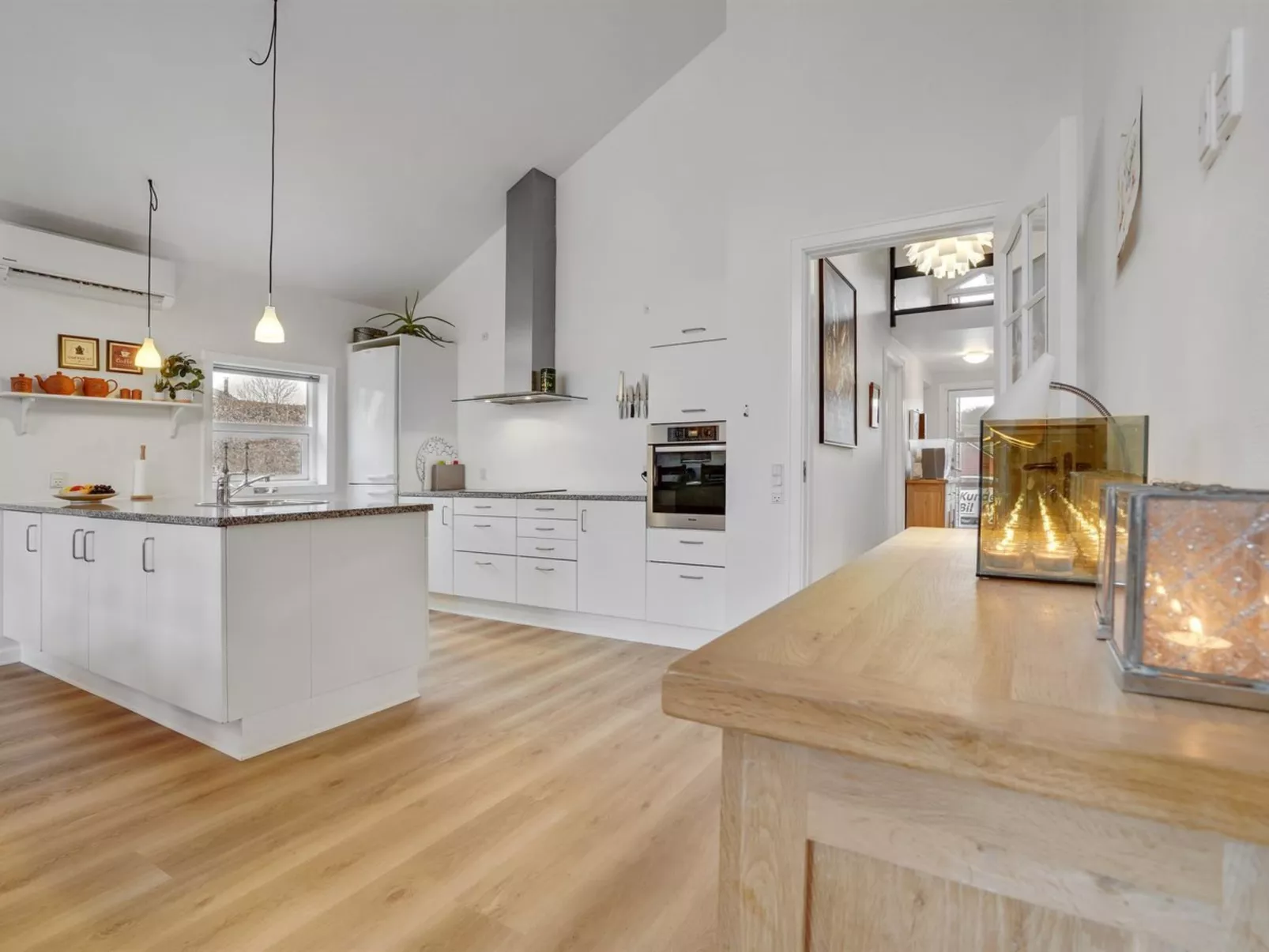 "Holmwith" - 200m from the sea-Drinnen