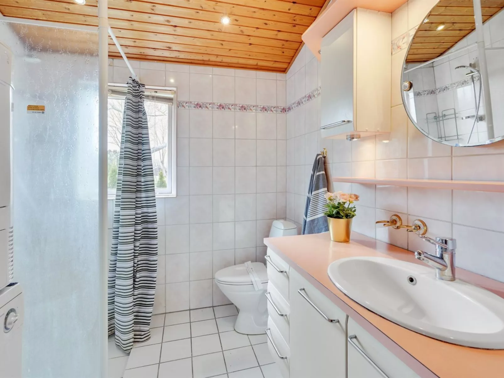 "Kia" - 80m from the sea-Dedans