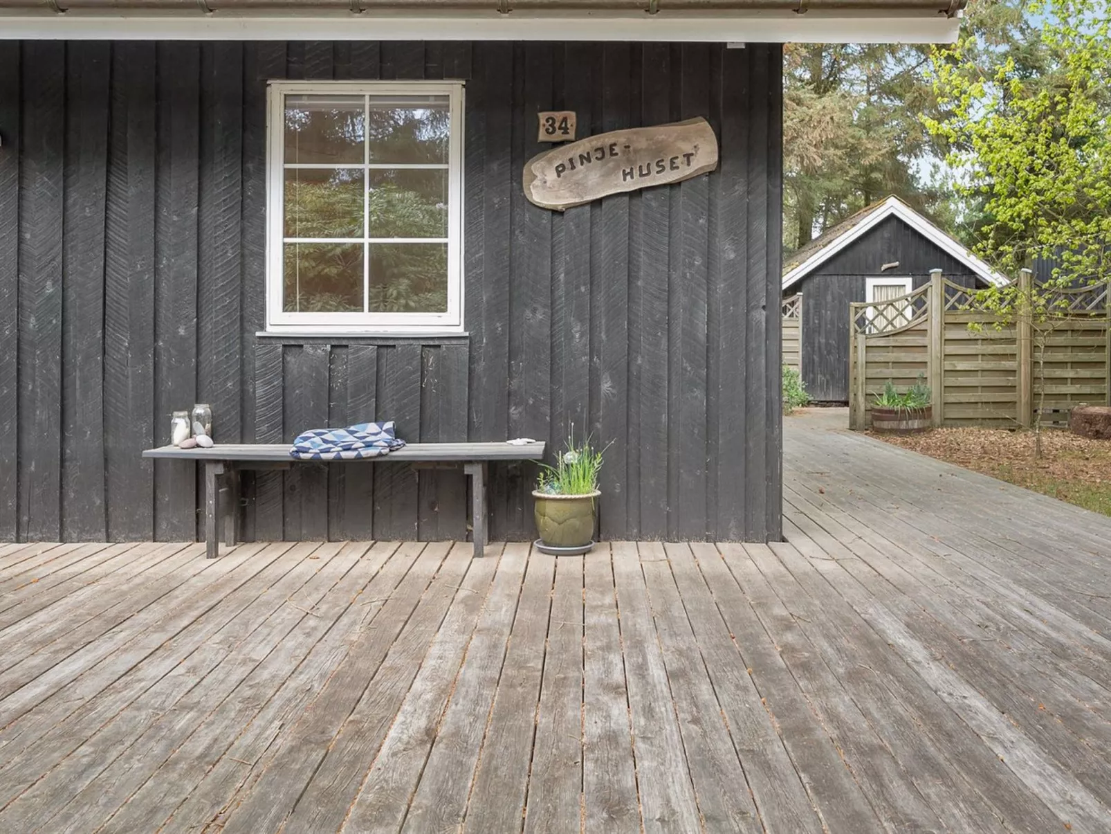 "Hamund" - 700m from the sea-Draußen