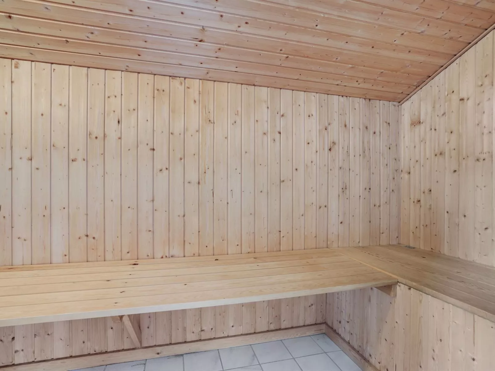 "Birgita" - 700m from the sea-Inside