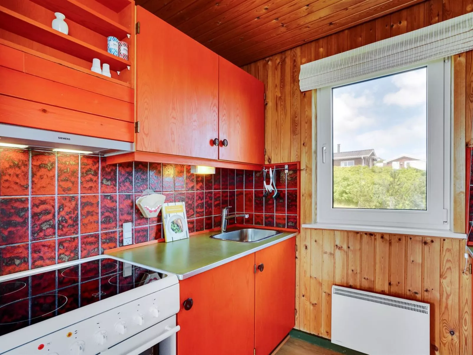 "Usko" - 250m from the sea-Drinnen