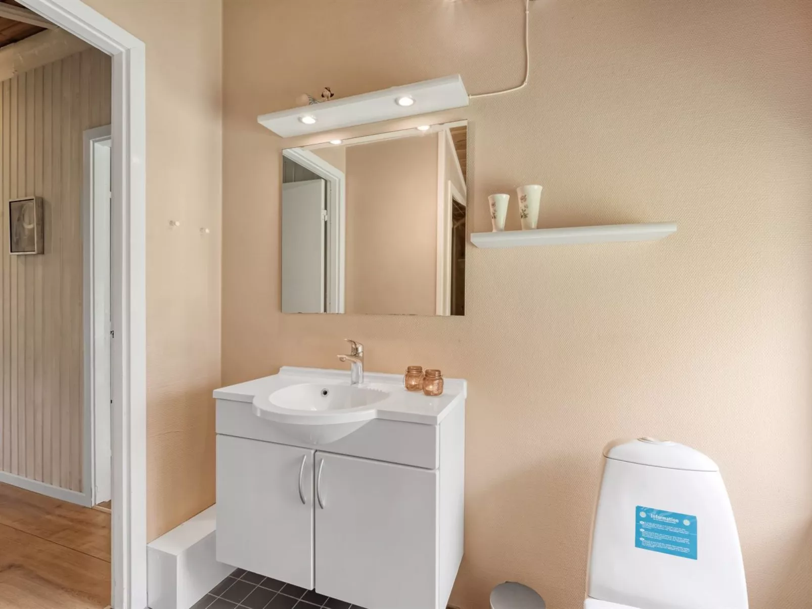 "Penka" - 550m to the fjord-Inside