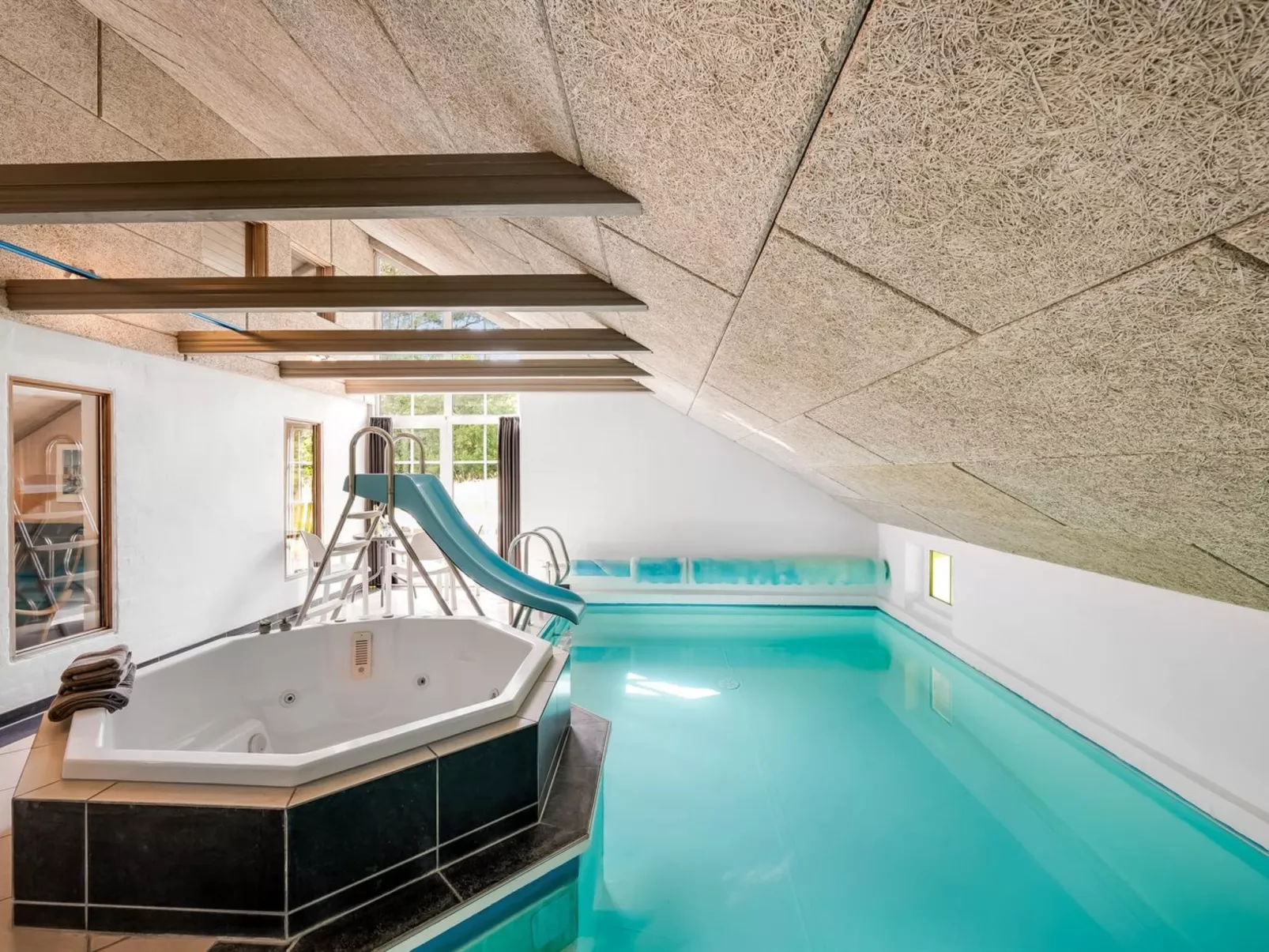 "Gunvald" - 2km to the fjord-Outside