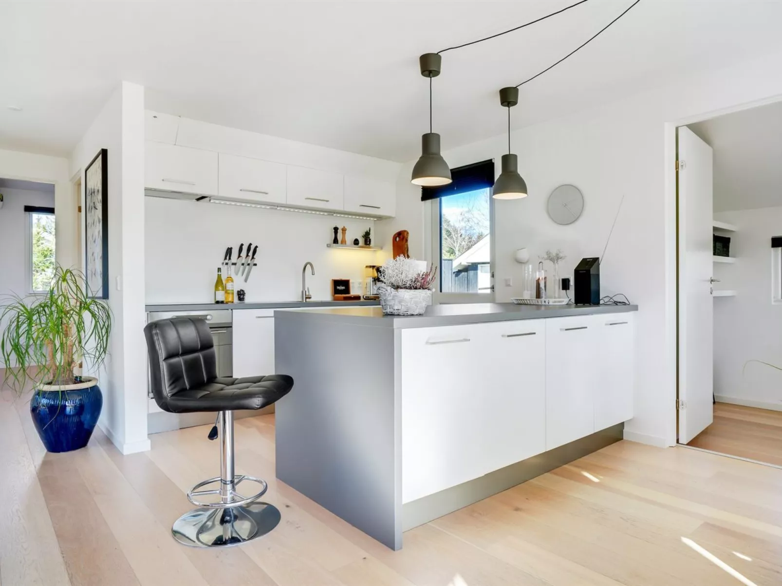 "Rosmarie" - 600m from the sea-Drinnen