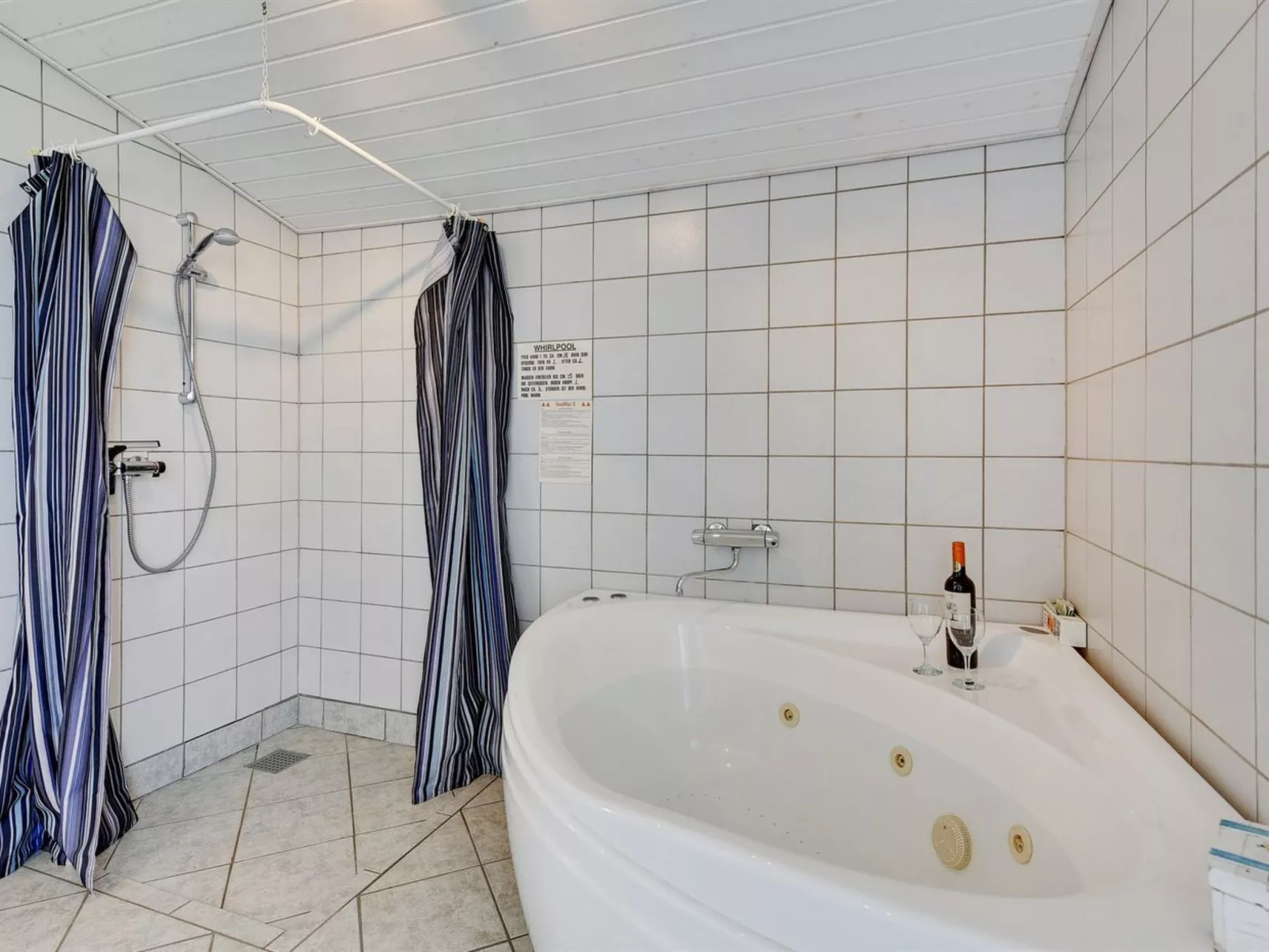 "Jess" -  from the sea-Inside