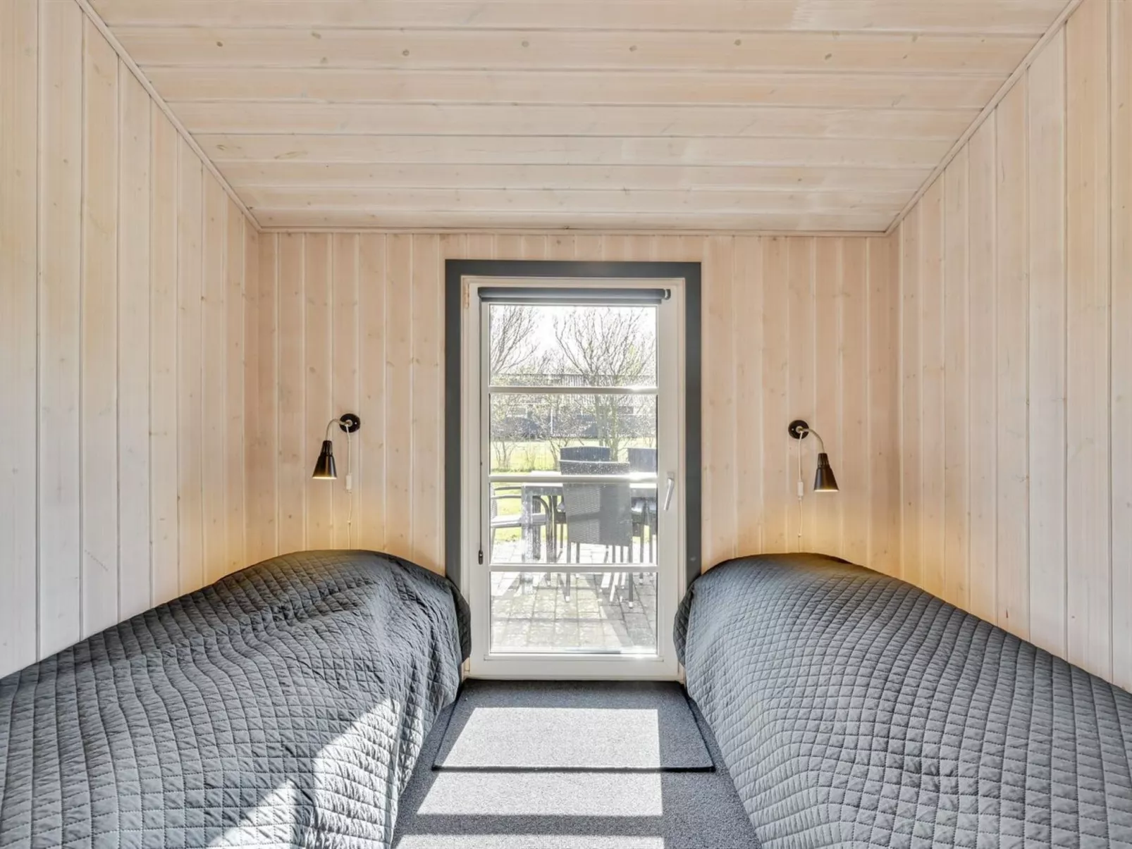 "Martina" - 560m to the fjord-Drinnen