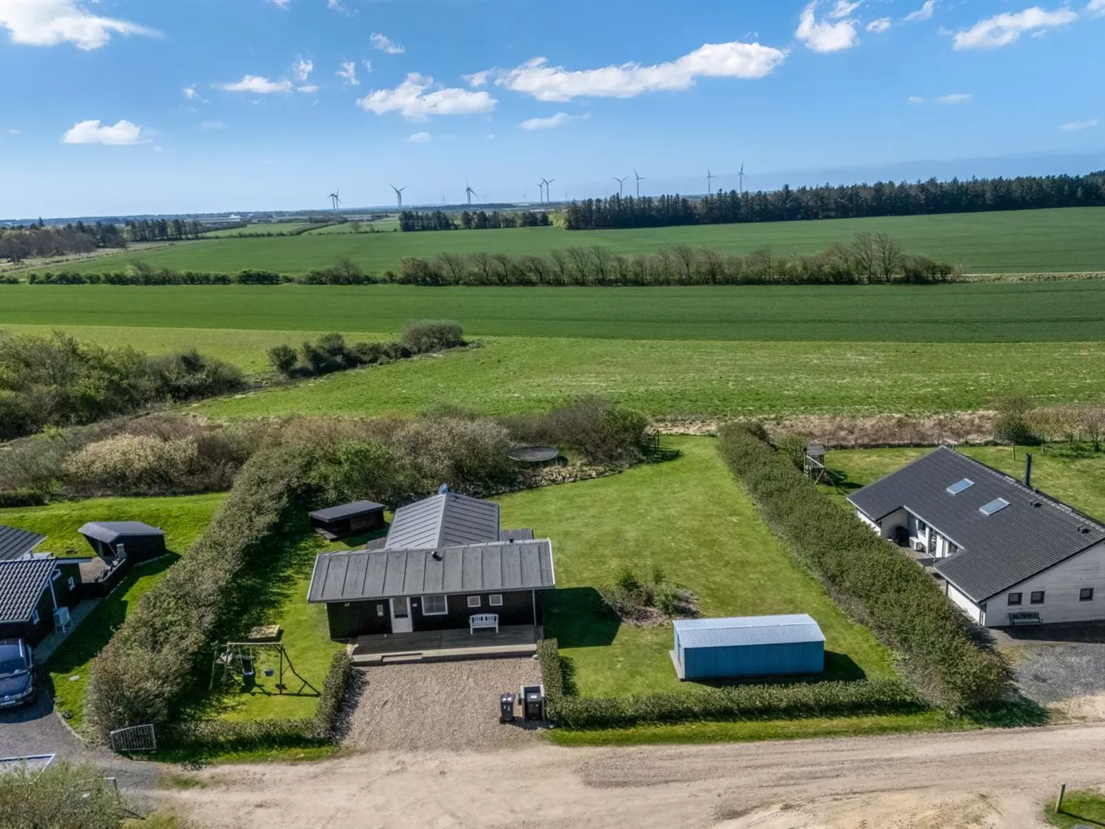 "Holm" - 700m to the fjord-Outside