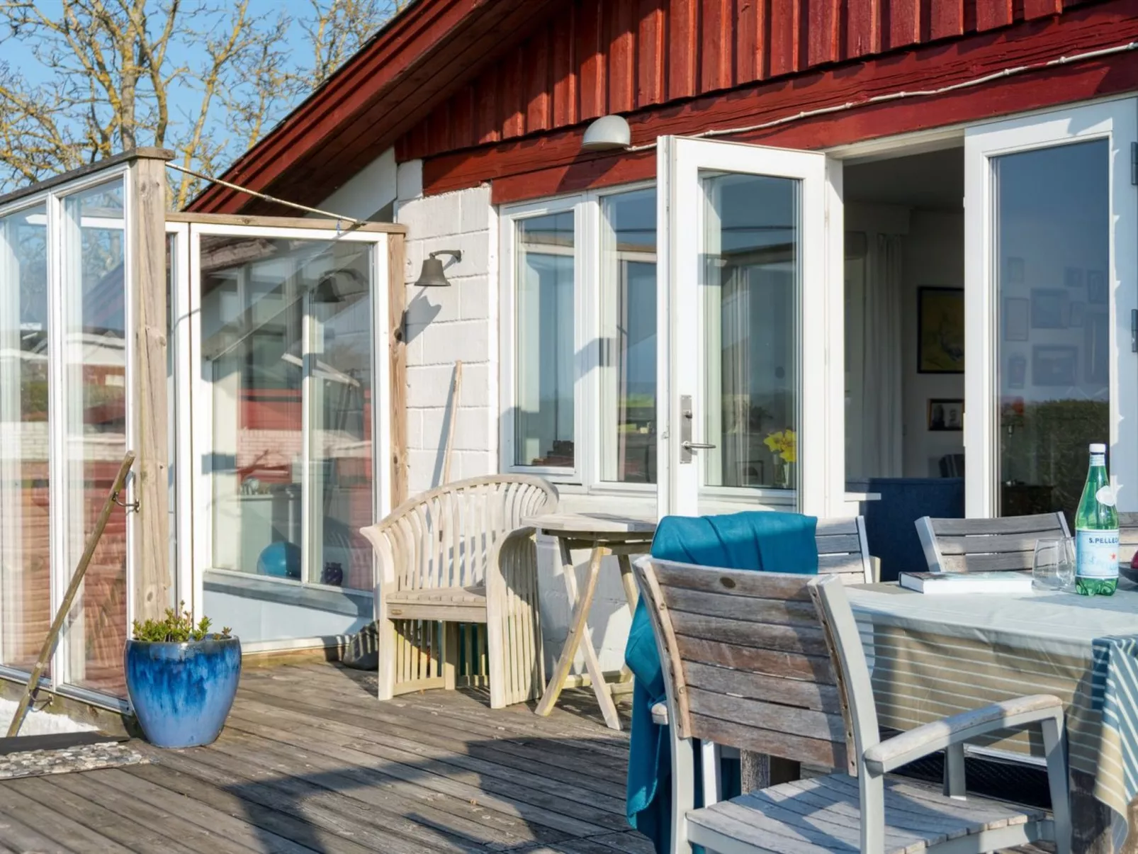 "Velika" - 25m to the fjord-Outside