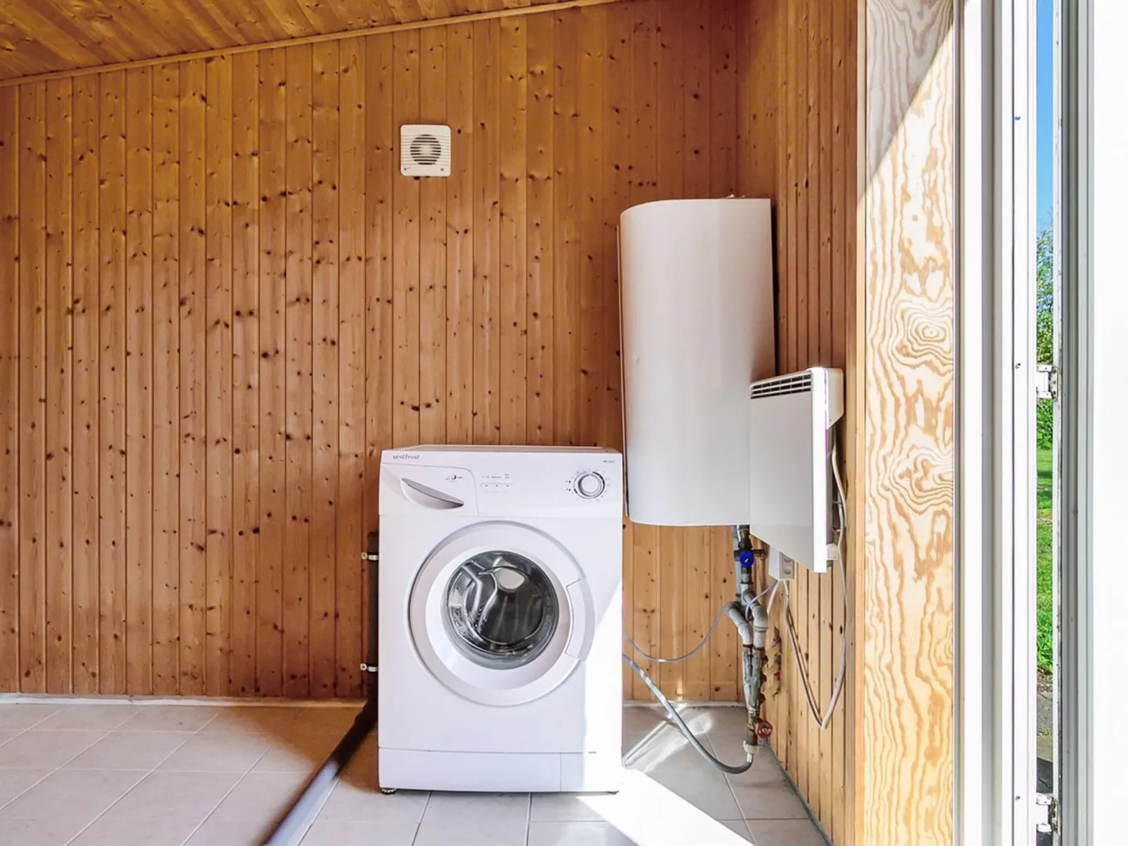 "Tokki" - 20km from the sea-Dedans