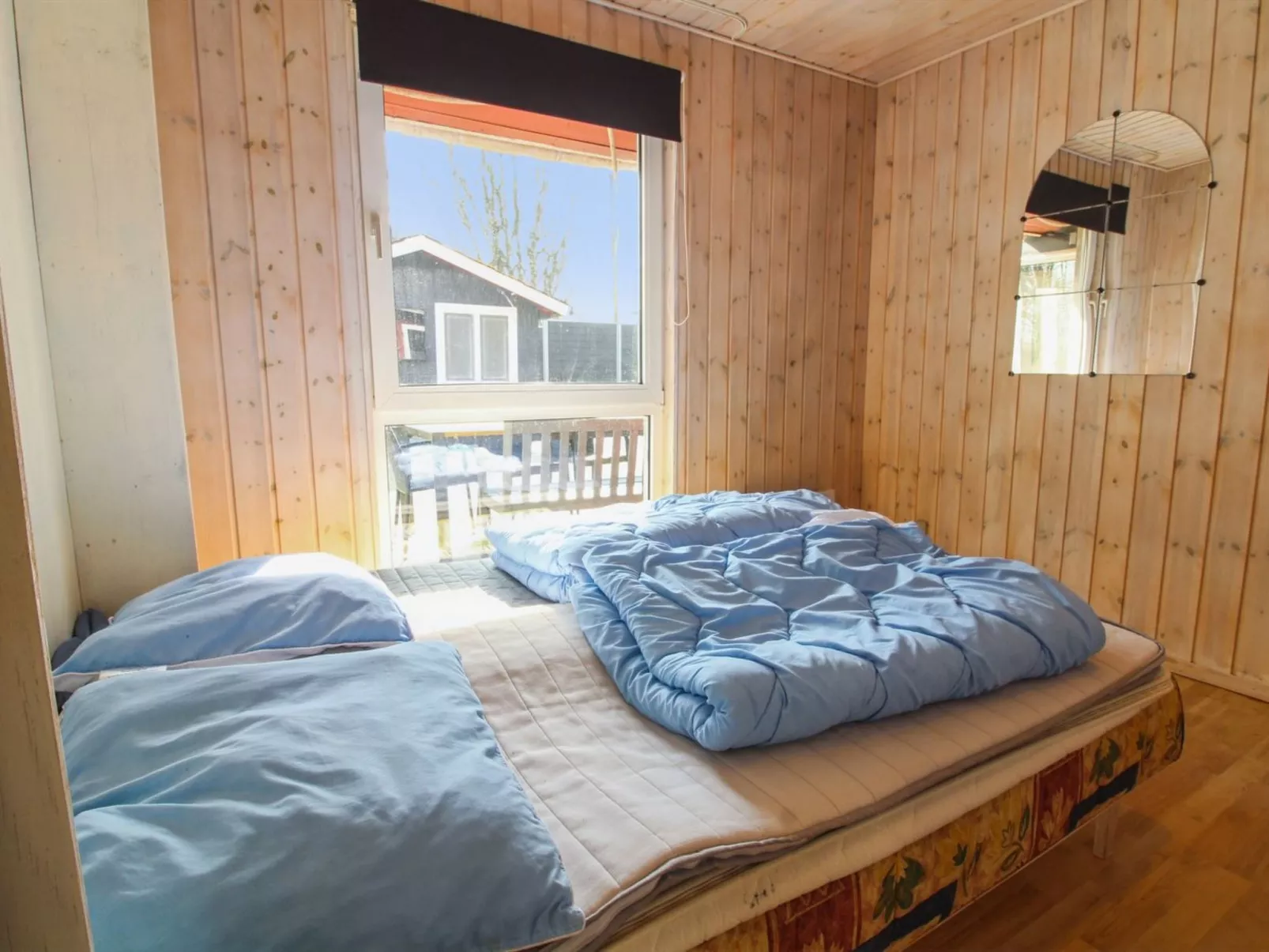 "Edy" - 25km from the sea-Drinnen