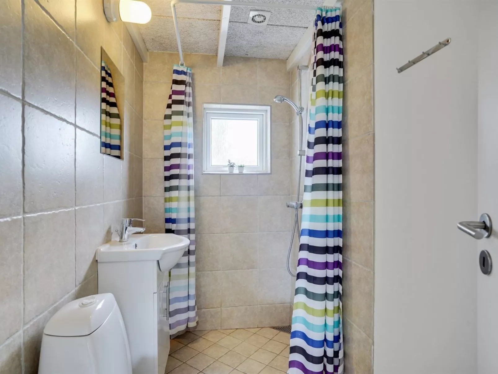 "Heide" - 750m to the fjord-Inside