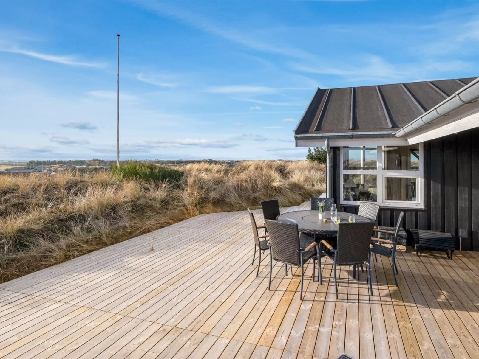 "Tahnee" - 450m from the sea-Outside