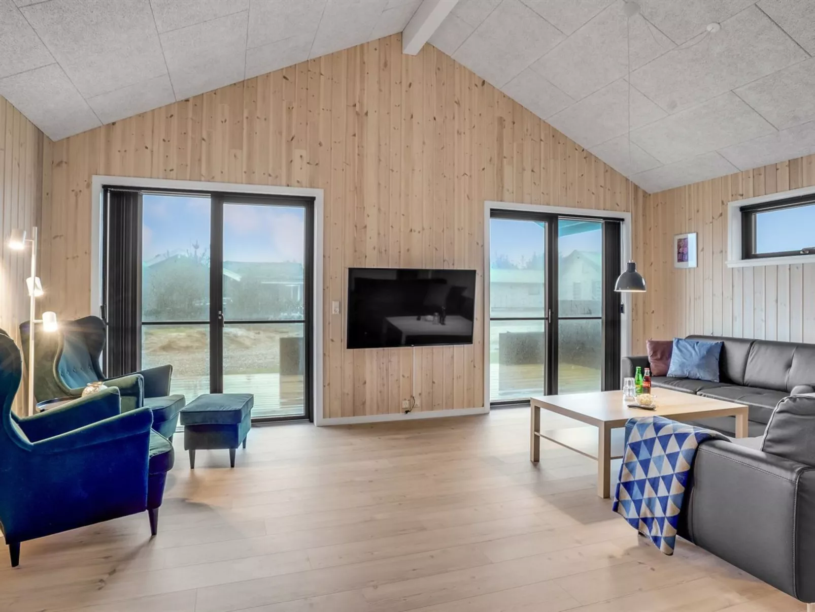 "Carla" - 1.5km from the sea-Inside