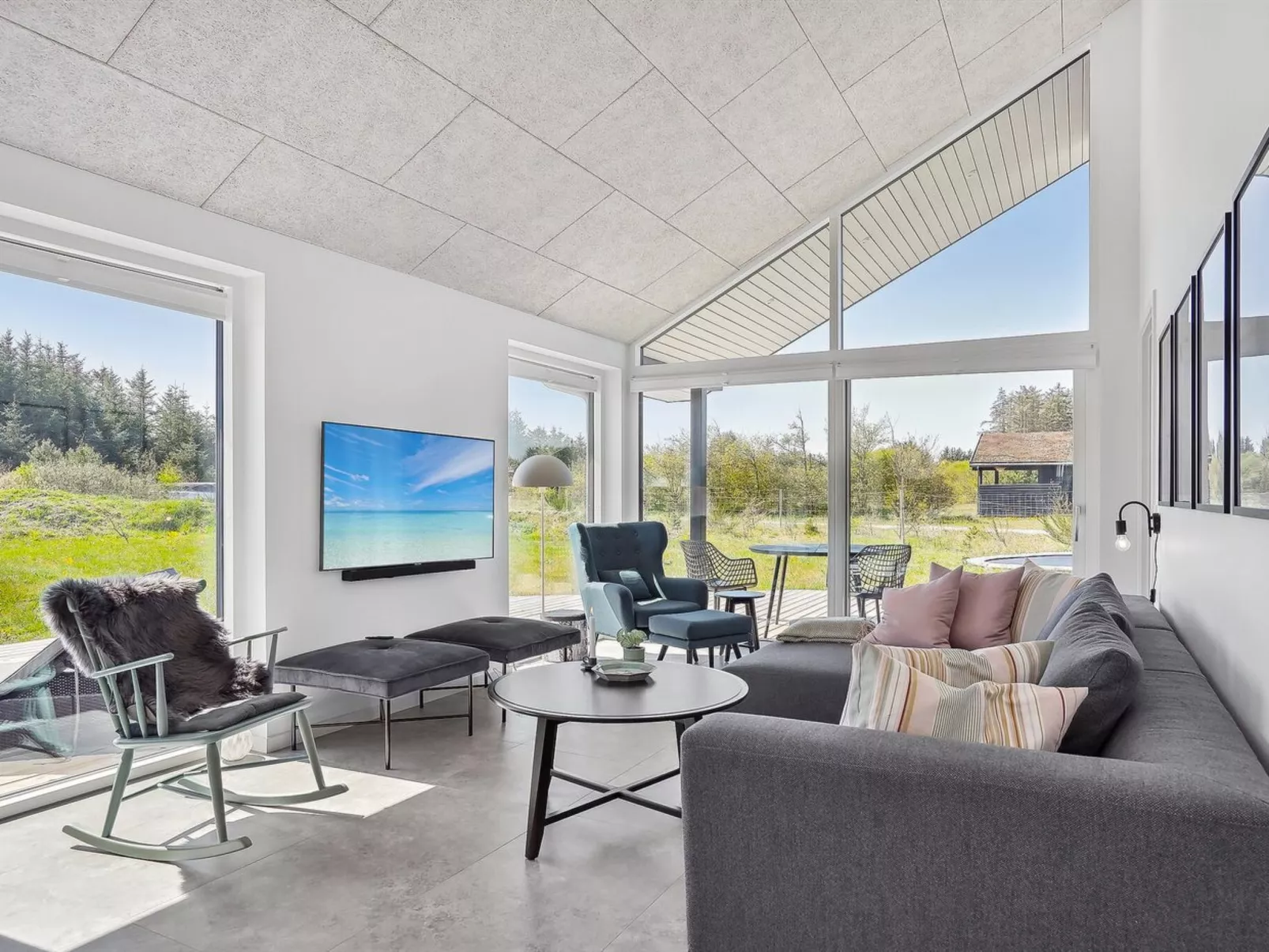 "Fredrika" - 1.5km from the sea-Inside