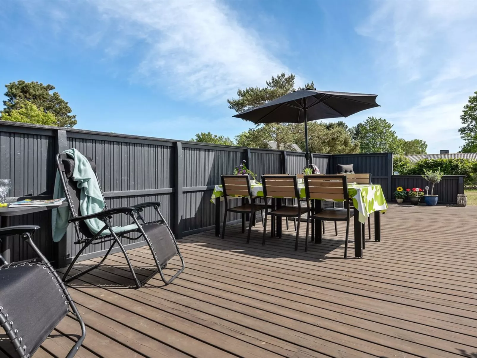 "Herbert" - 1km from the sea-Draußen