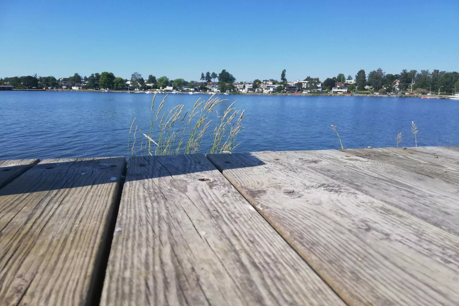 Gîte avec jacuzzi à Rejmyre-Vue sur l'eau