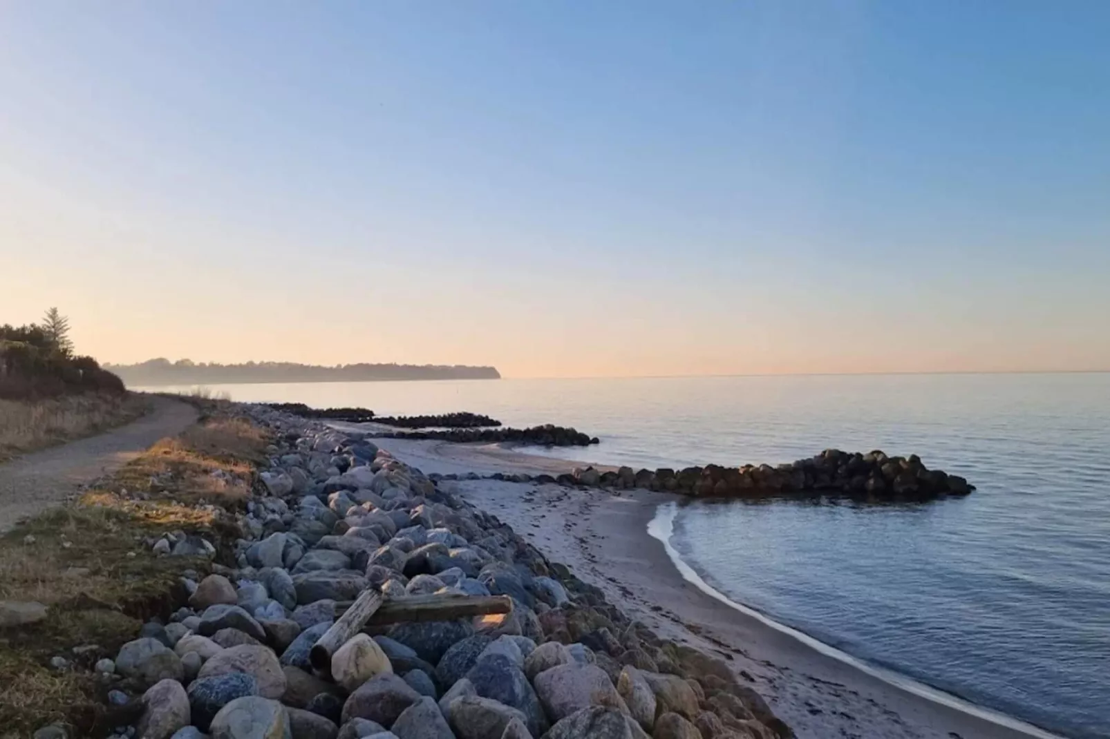 6 person holiday home in Dronningmølle-By Traum-Water view