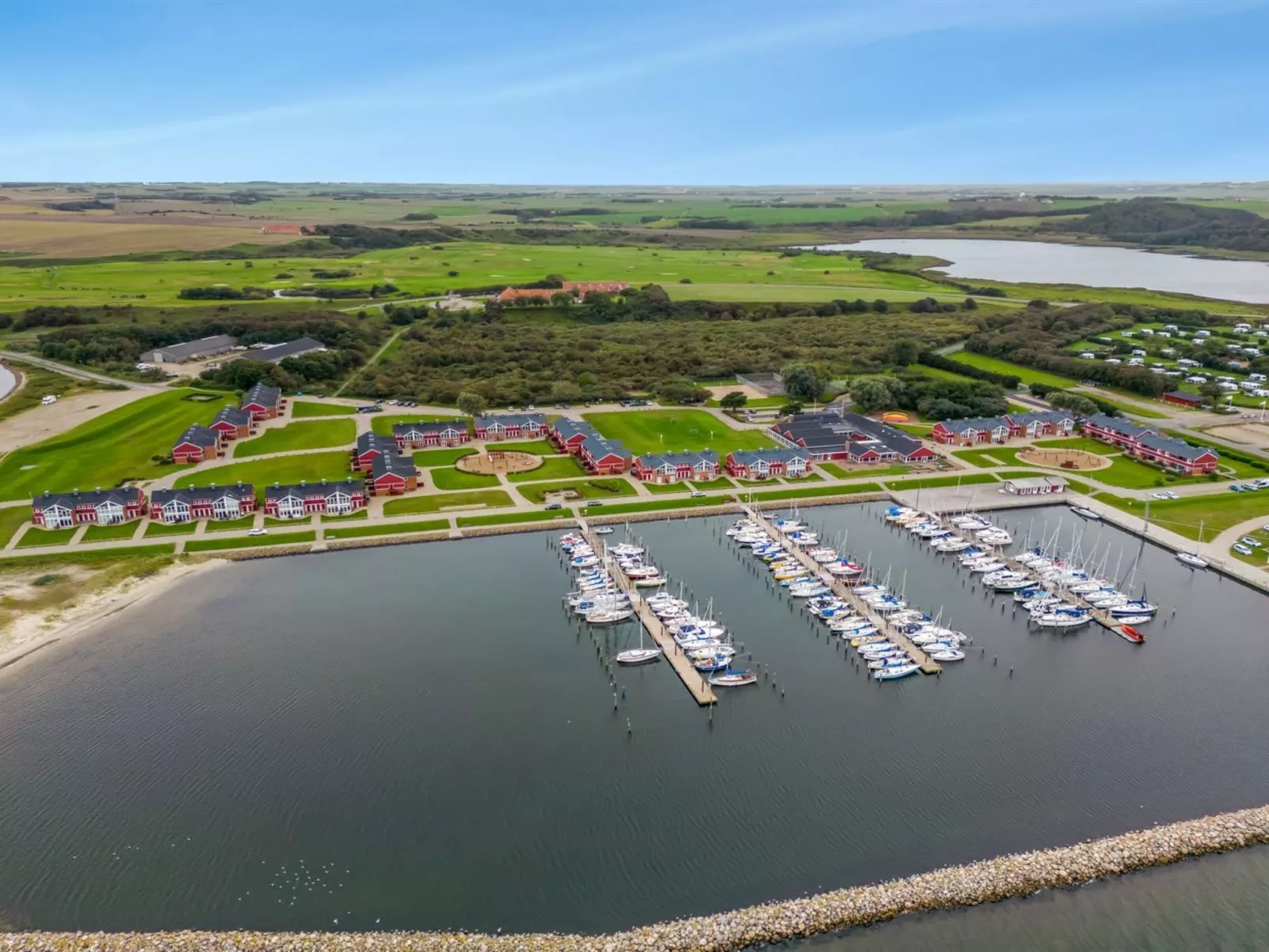 "Alvy" - 100m to the fjord-Outside