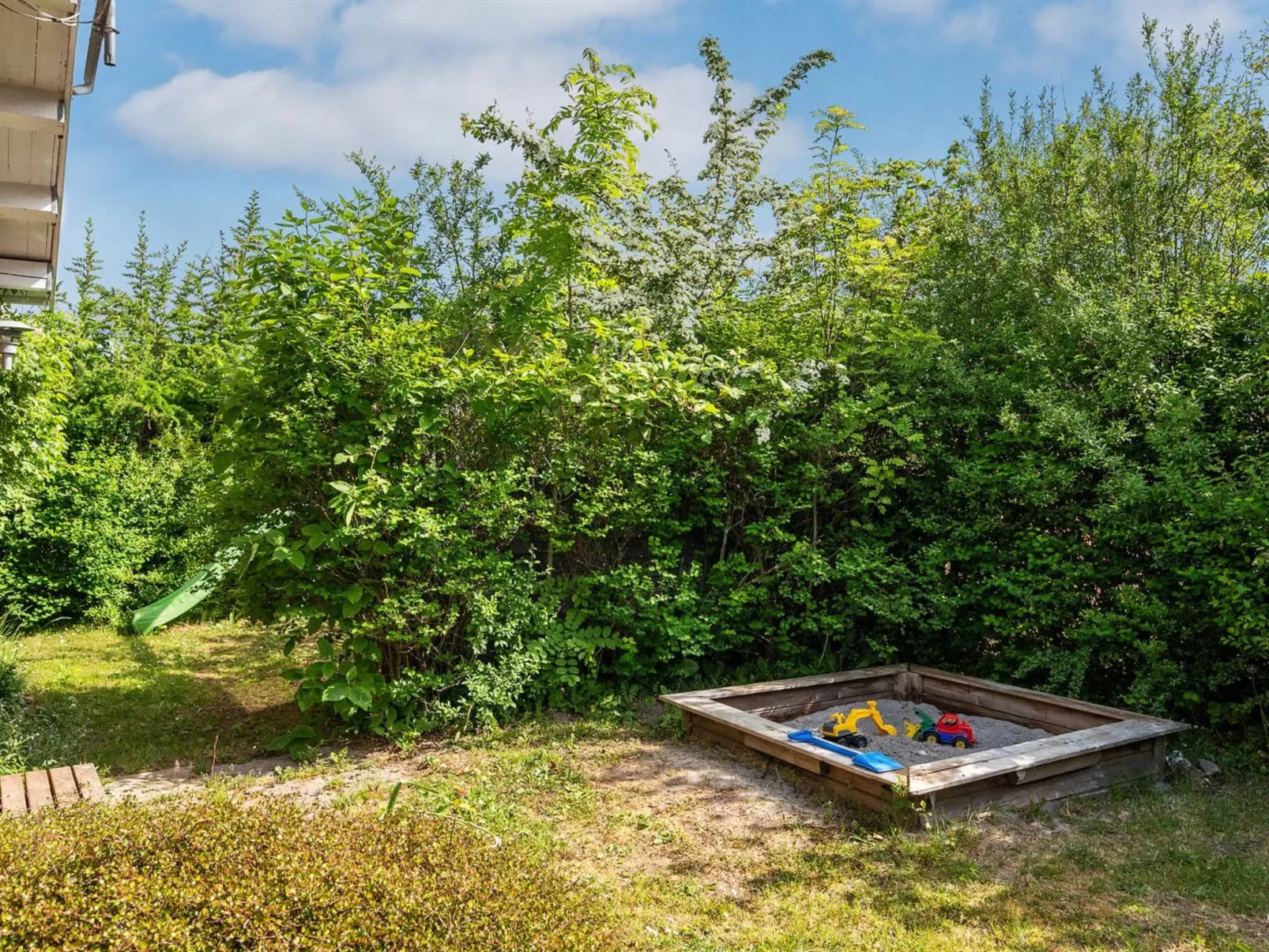 "Felicity" - 250m from the sea-Outside