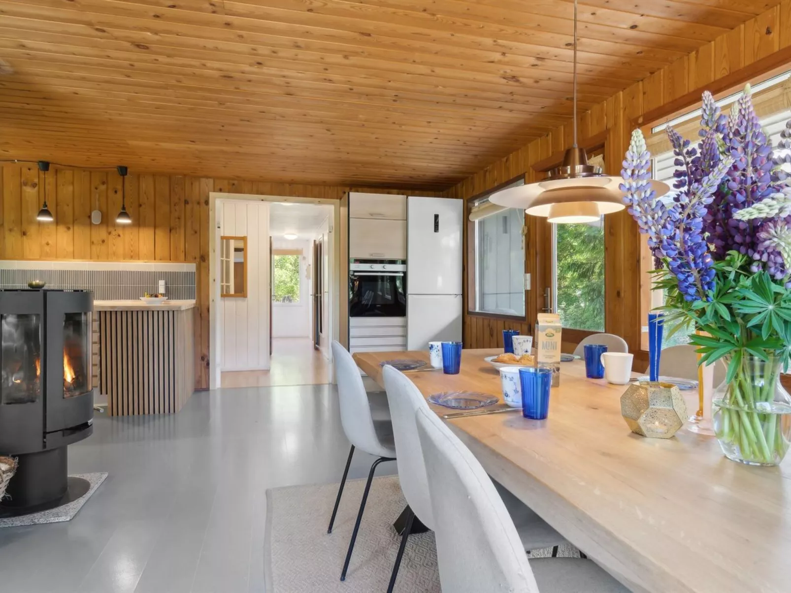 "Anya" - 600m from the sea-Inside