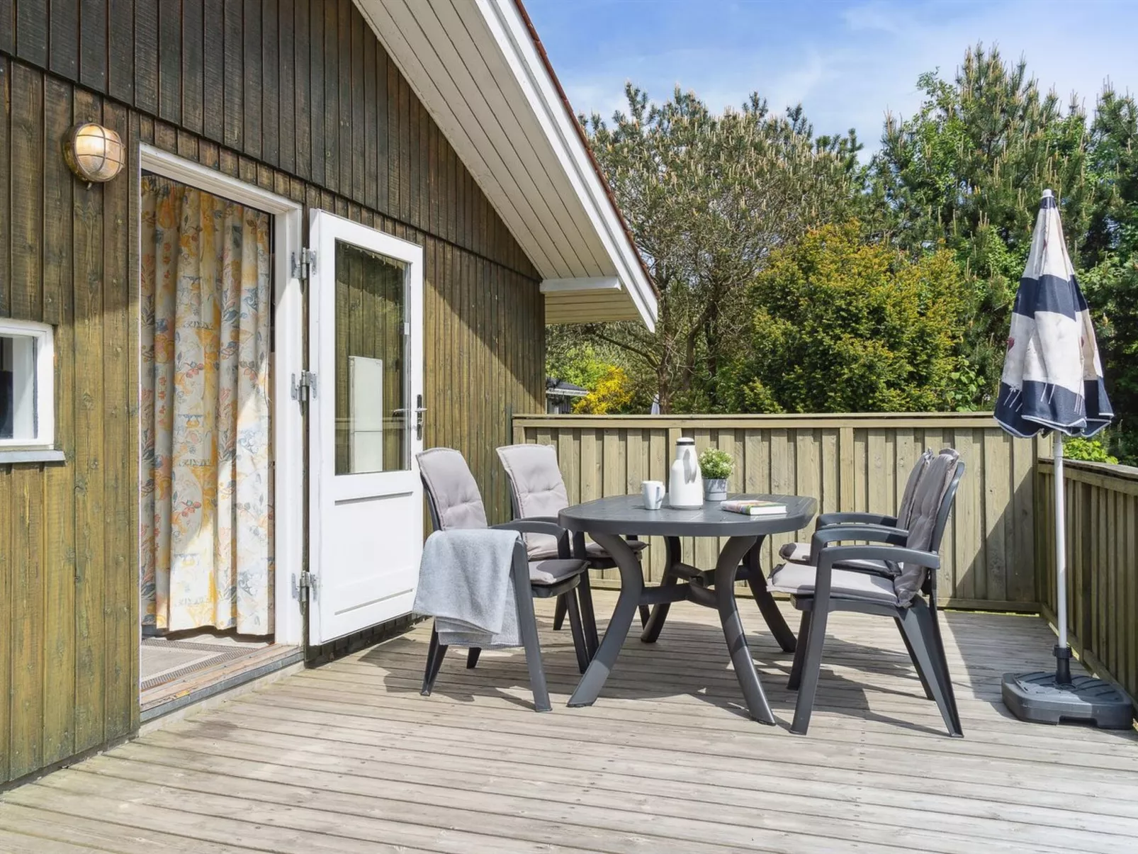 "Eini" - 500m from the sea-Outside