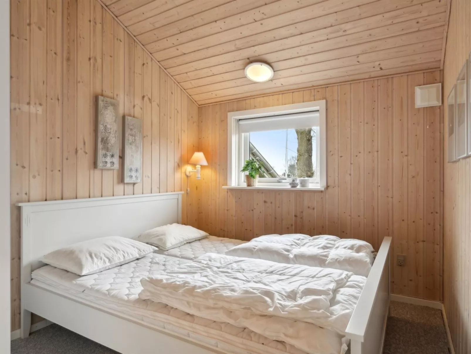 "Yvette" - 150m from the sea-Drinnen