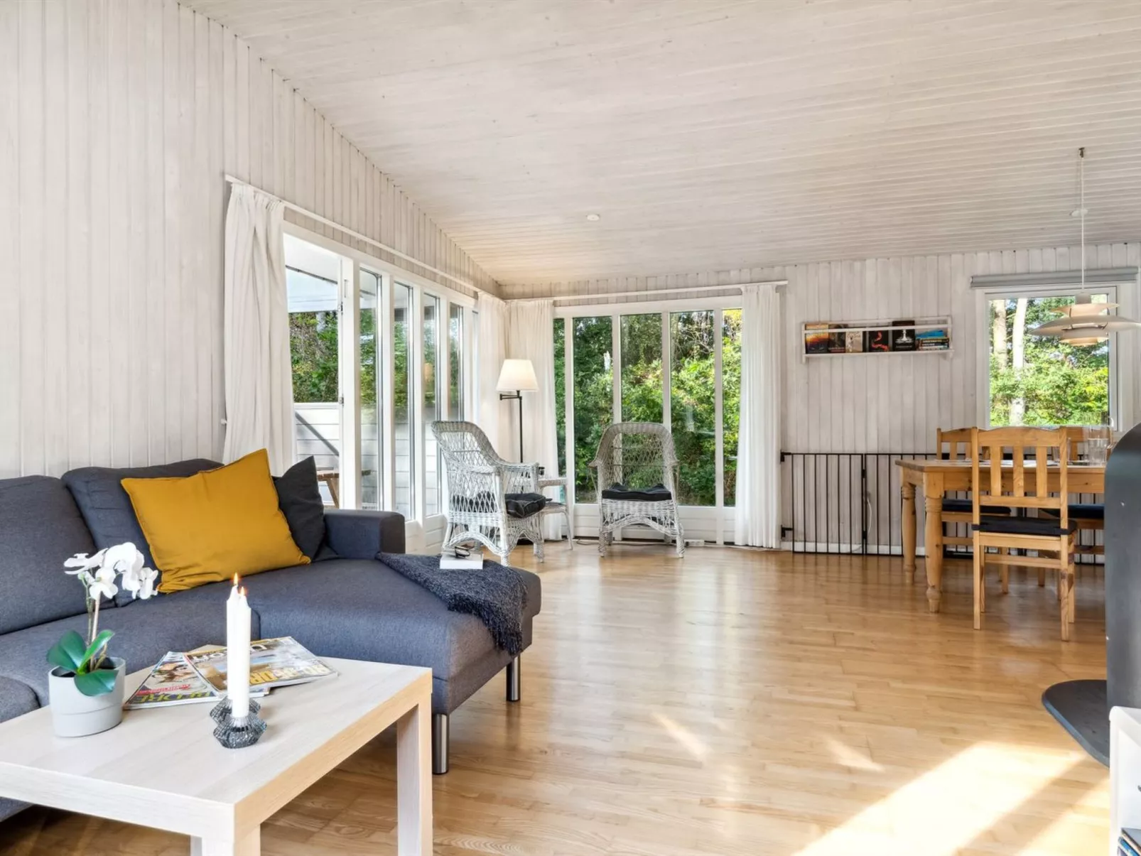 "Arwin" - 200m from the sea-Dedans