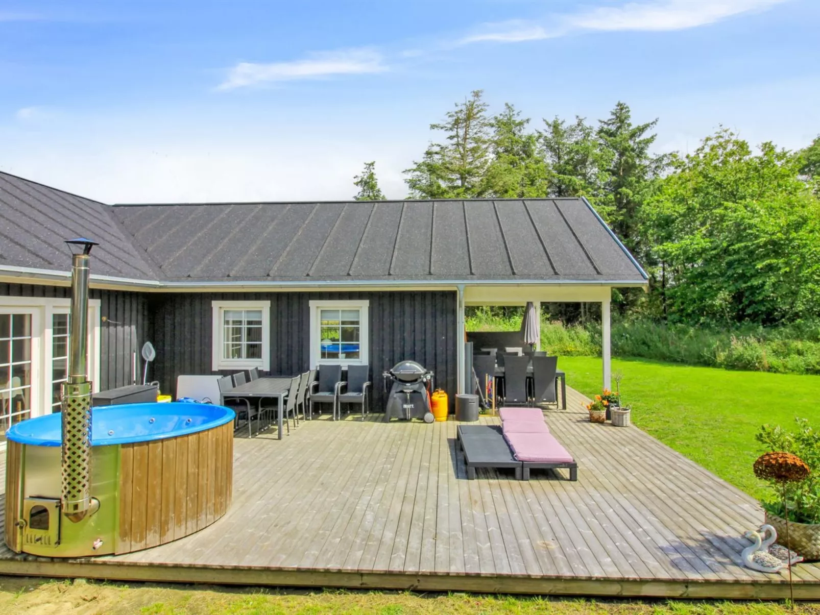 "Hela" - 1.4km from the sea-Outside