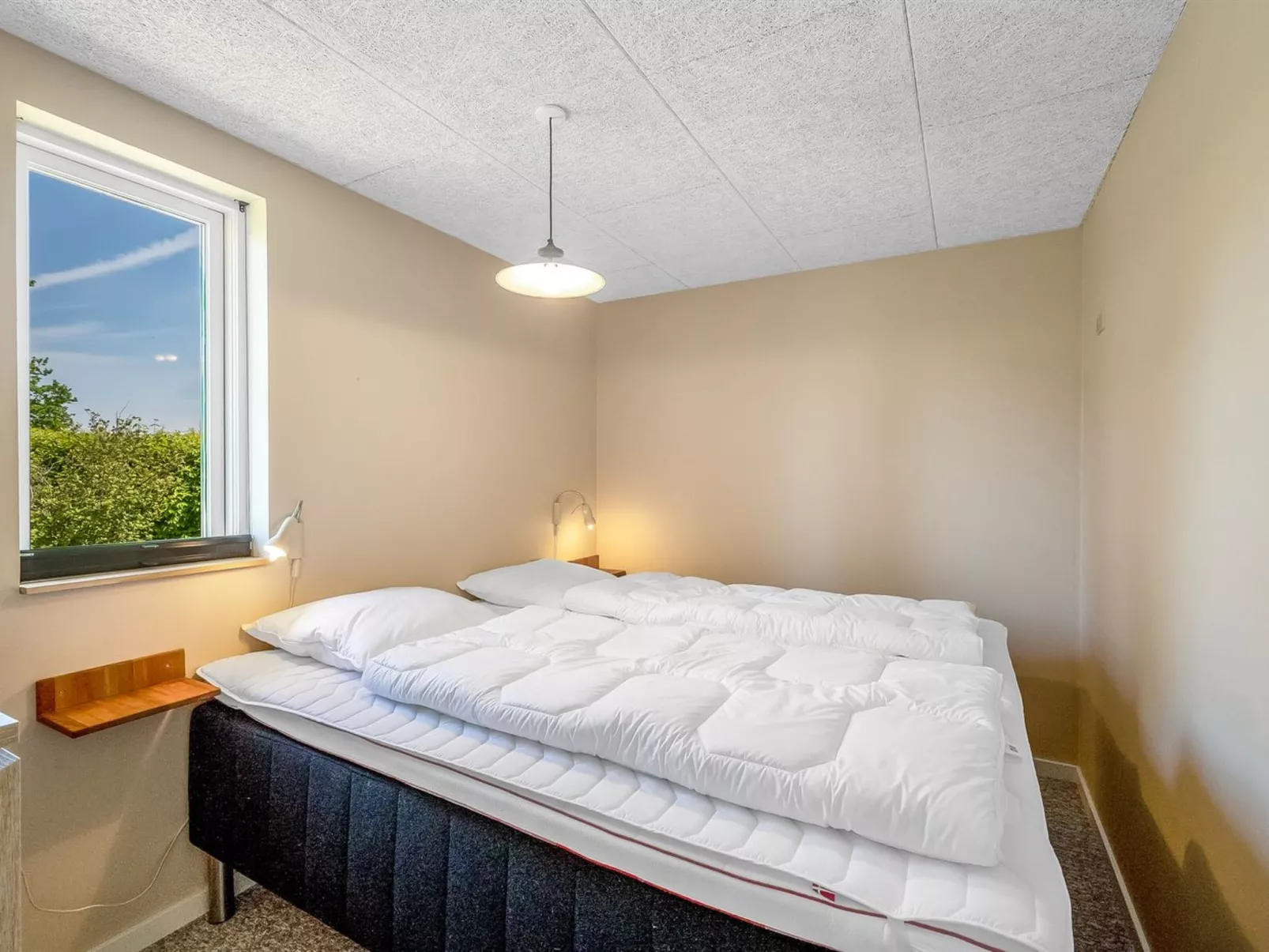 "Eira" - 350m to the fjord-Inside