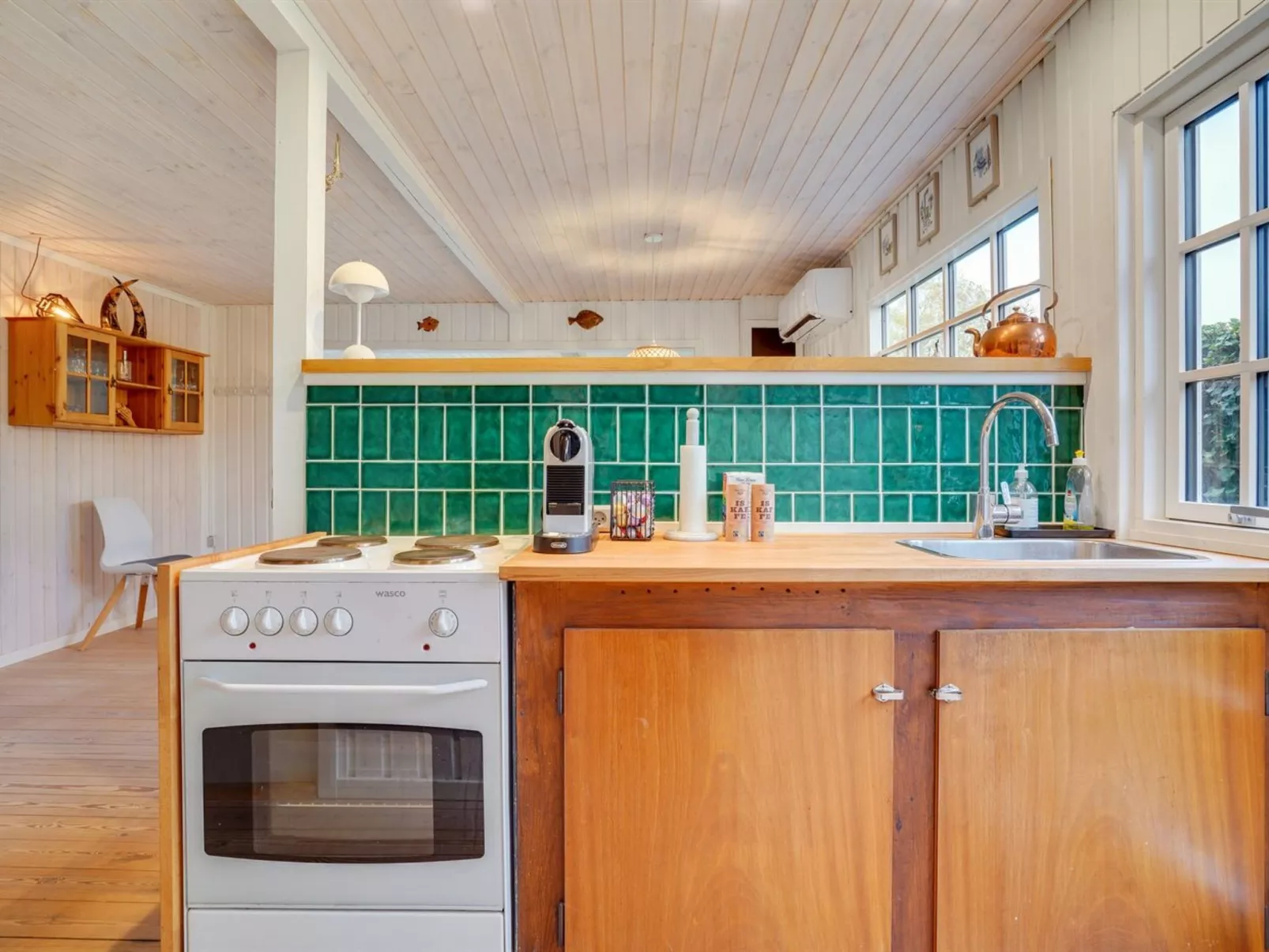 "Maybrit" - 50m from the sea-Dedans