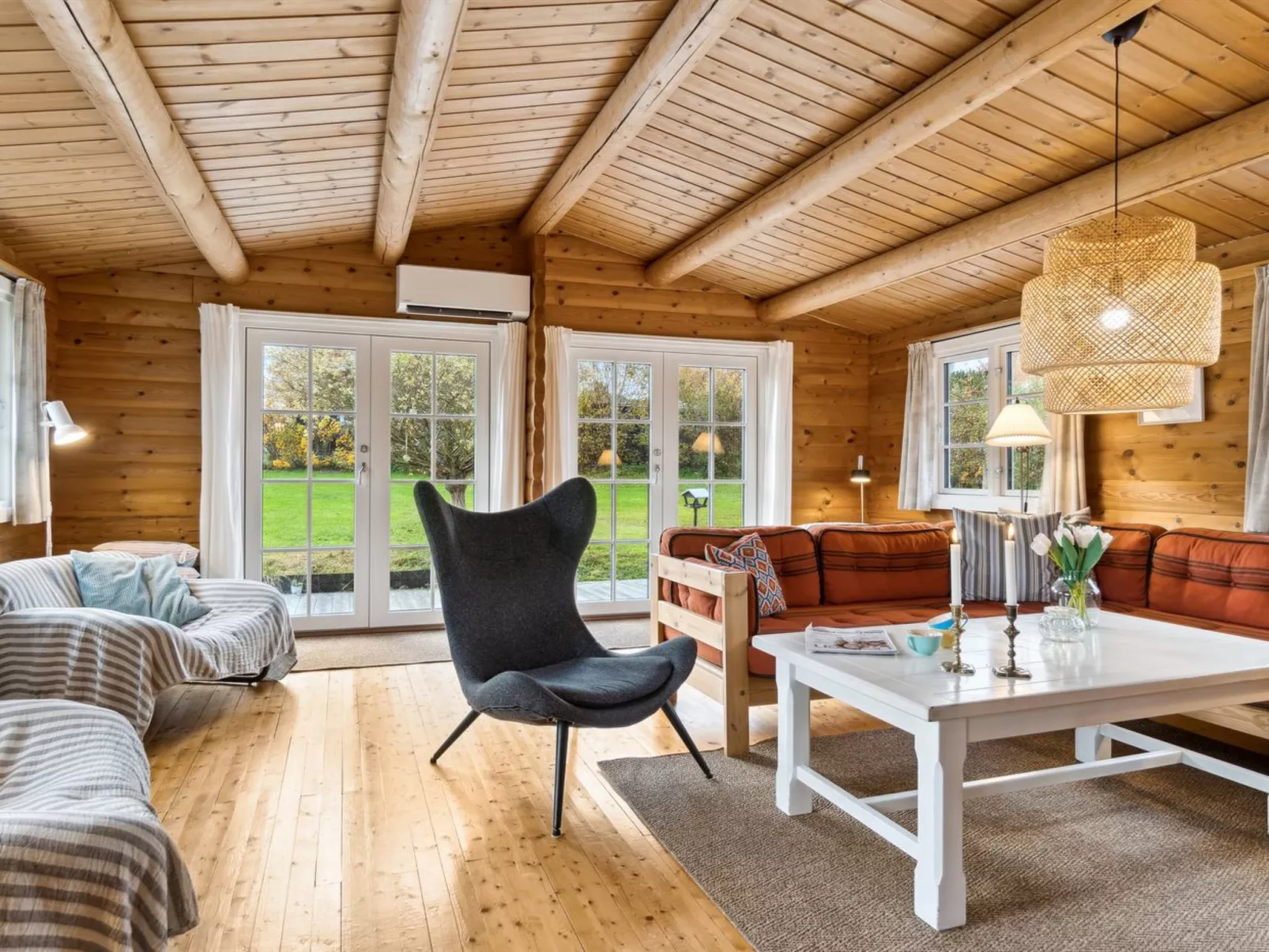 "Jeppe" - 500m from the sea-Drinnen