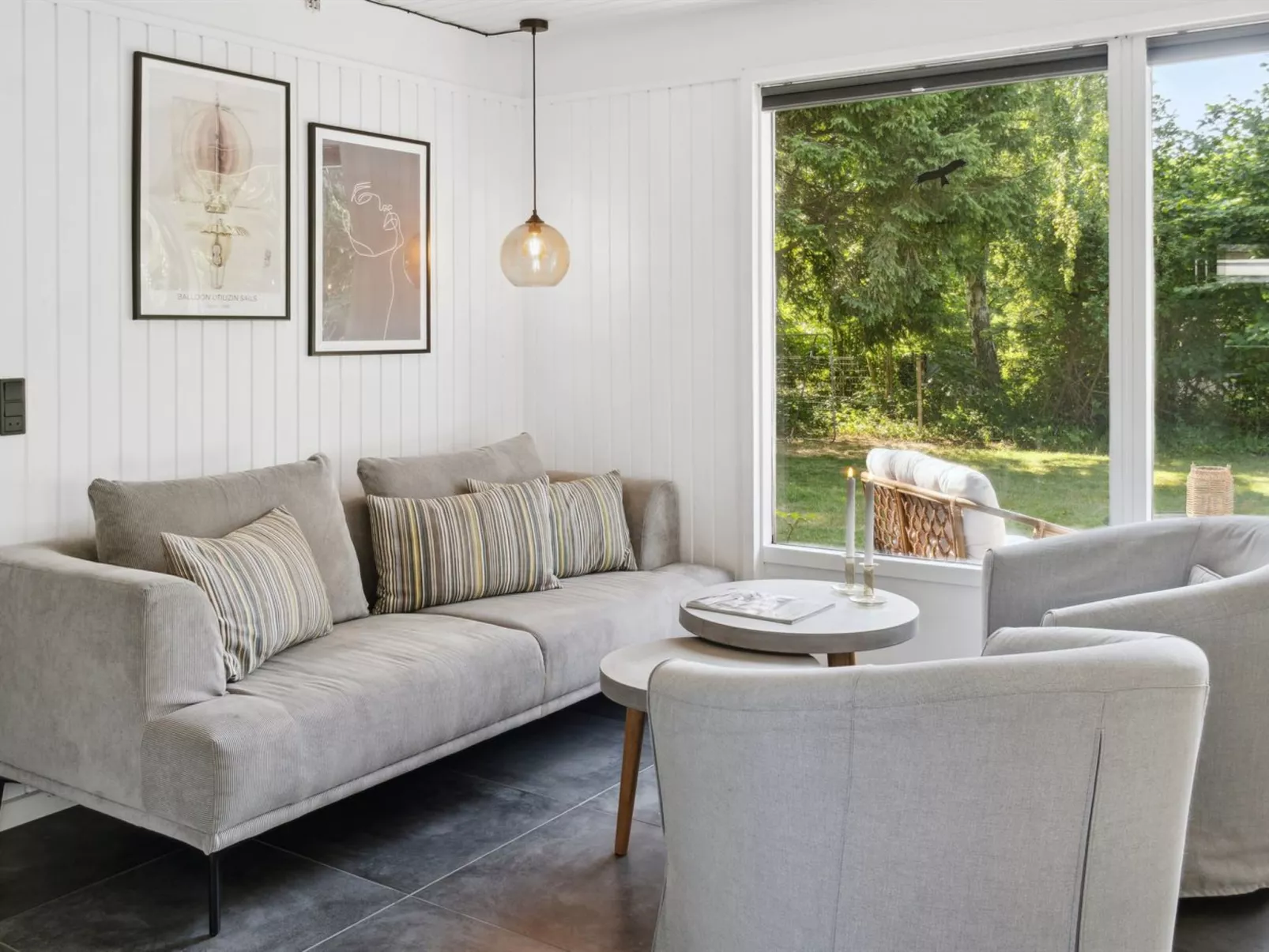 "Thordgrim" - 600m from the sea-Inside