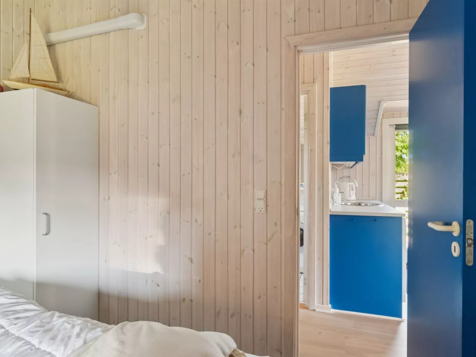 "Thrym" - 200m from the sea-Inside