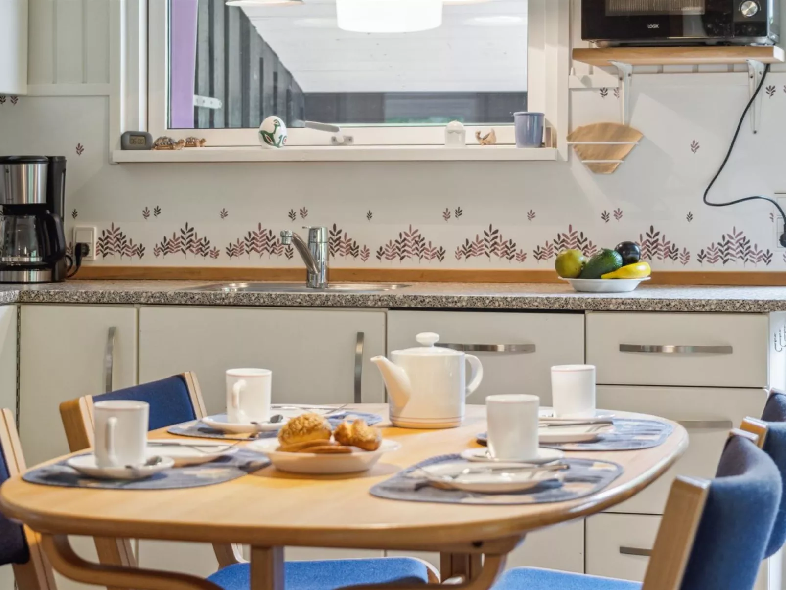 "Alkmar" -  from the sea-Inside